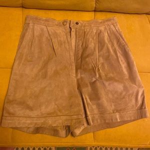 COPY - Vintage beige suede shorts
